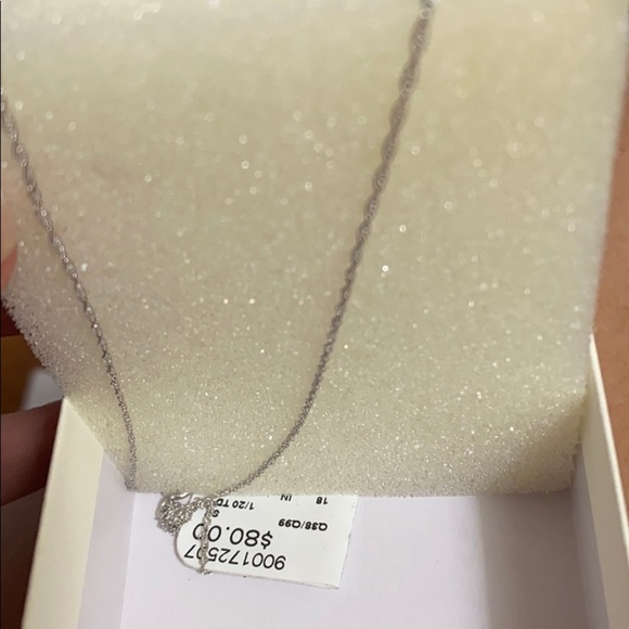 NWT Black & Silver  pendant with 18” chain - Picture 6 of 6